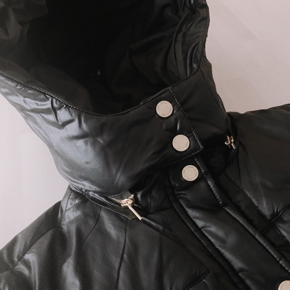 Tory Burch puffer jacket medium length - Picture 5 of 7